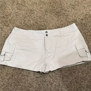 Cotton On Women's Light Tan Cargo Shorts